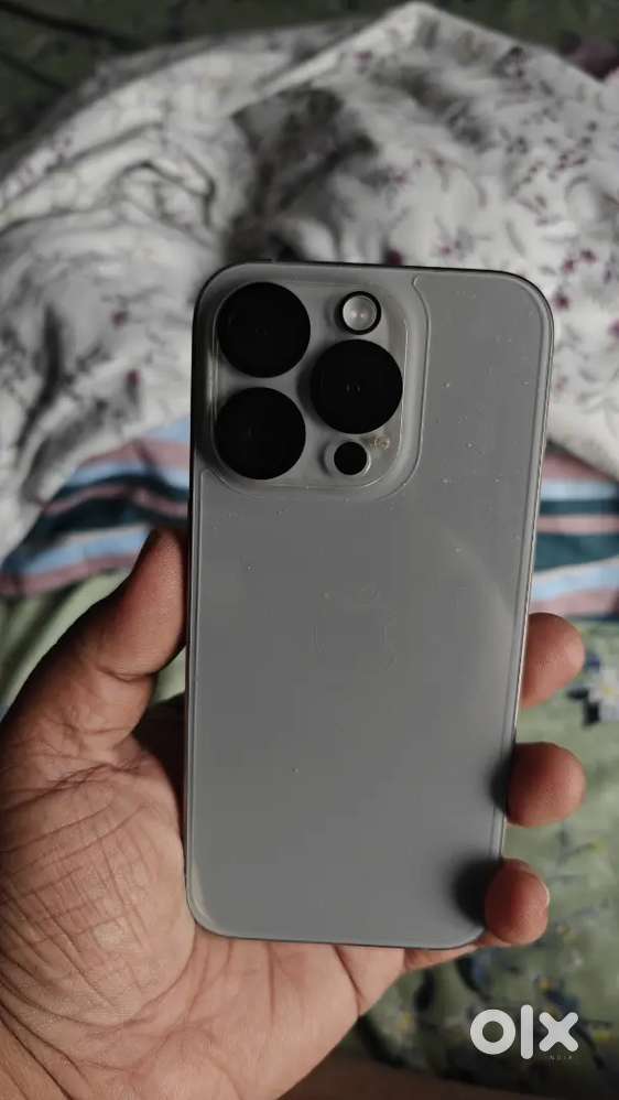 iPhone 15 Pro 128 GB titanium color