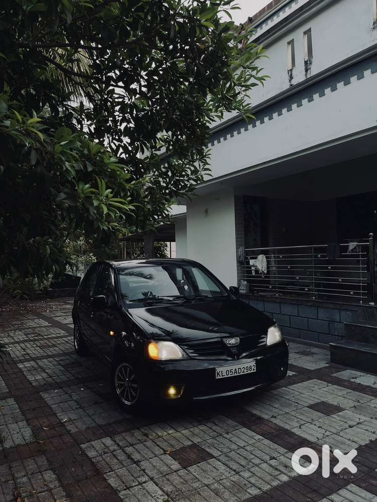 Mahindra Verito 2011 Black modified