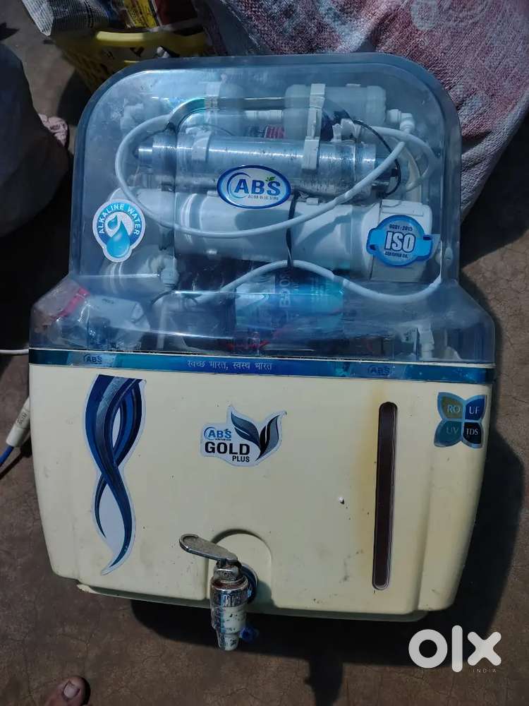 Aqua Guard water filtering machine