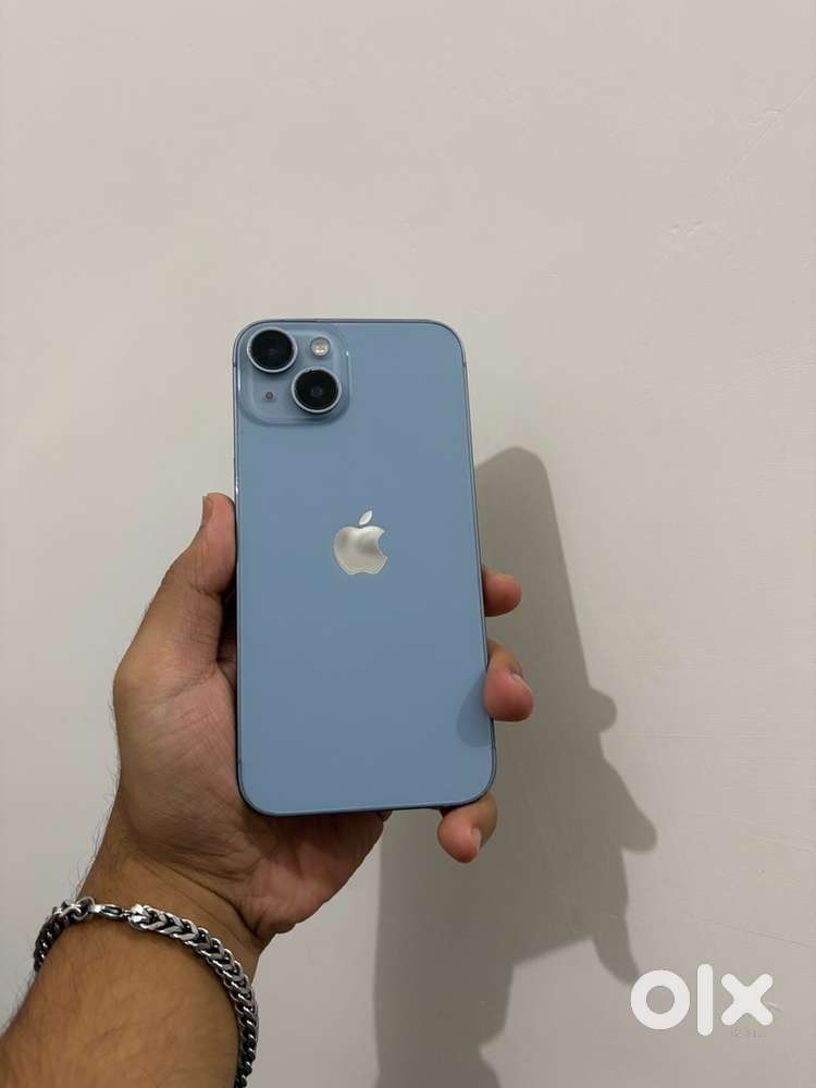 Selling my IPhone 14 With Bill Box And Accessories.