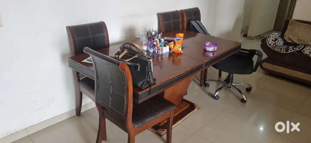 Moving out sale(bed,sofa, tv unit,dining table)excellent condition
