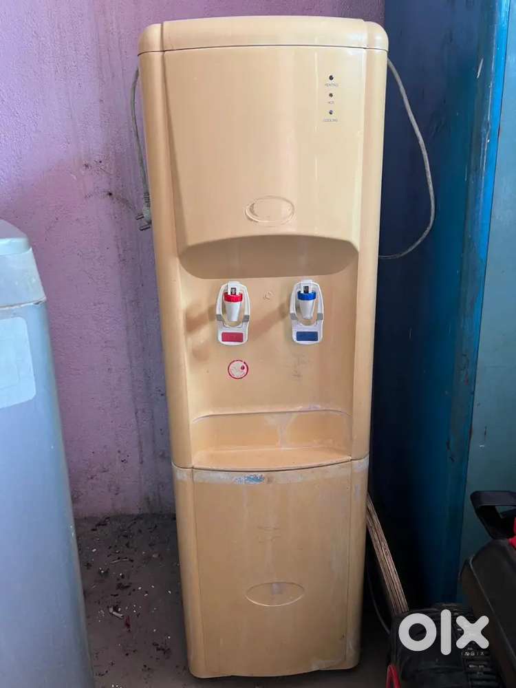 Water Coller Hot and Cool with RO