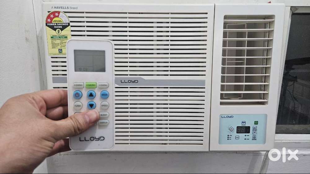 Lloyd 1.5 Ton Window AC + Stabilizer Combo