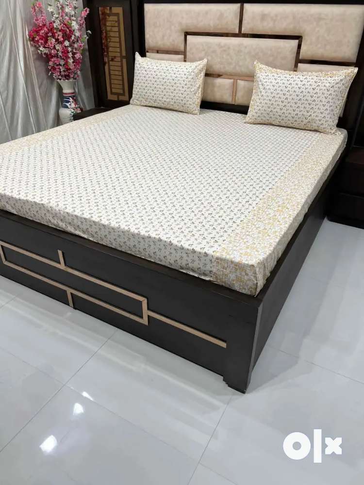 Cot Bed with mattress for sale