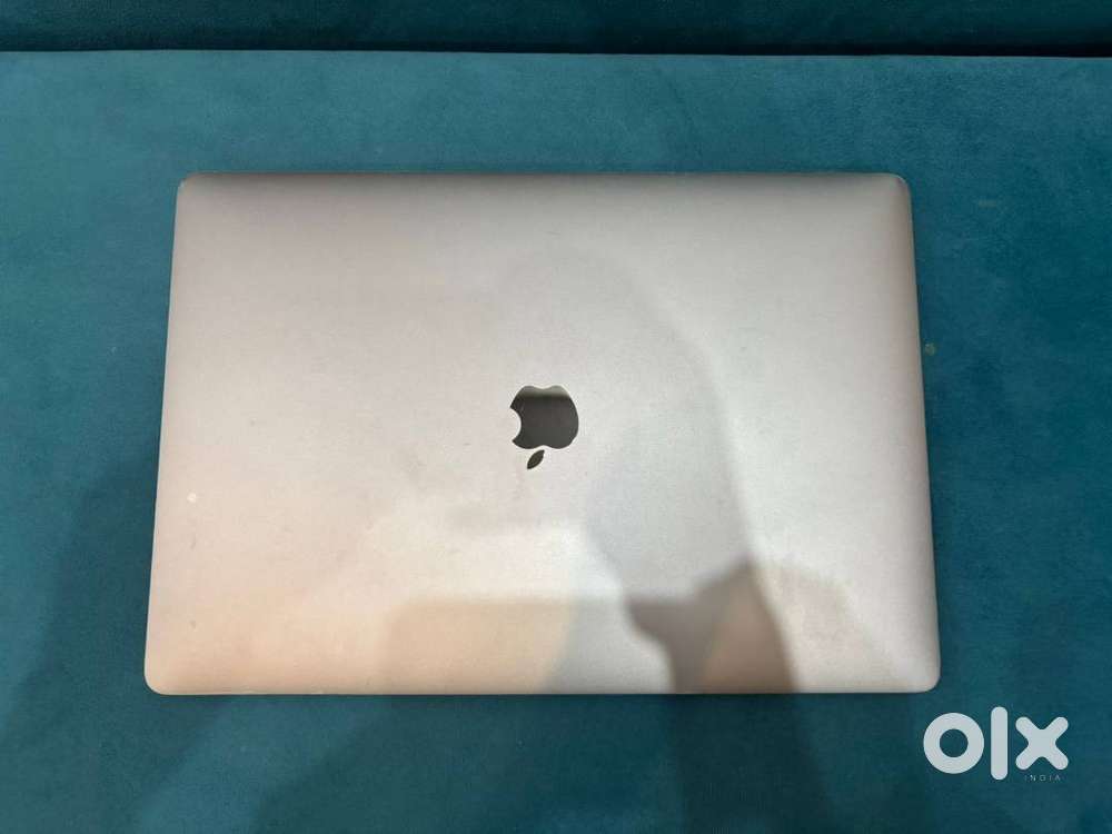 MacBook pro i7