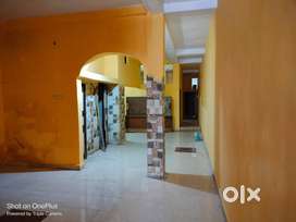 A 1000sqft office cum godown is available for rent at PP Compound.