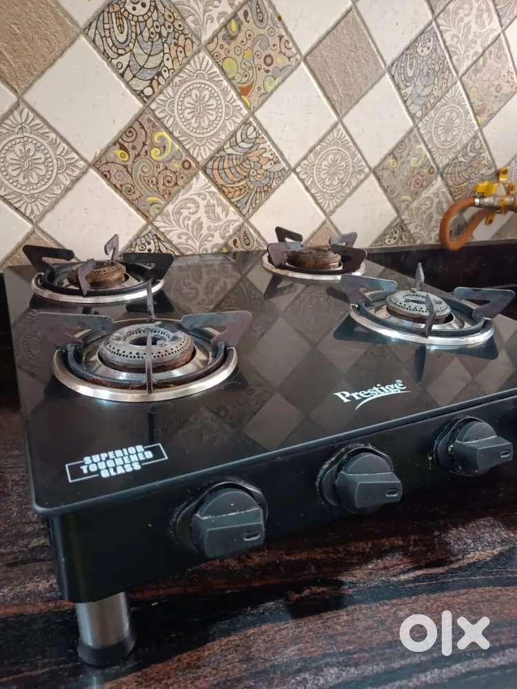 Rs 3500 4 Burner Prestige Gas Stove
