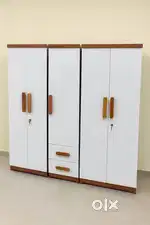 Upgrade Your Bedroom with Our 5-Door Wardrobe