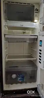 Whirlpool Refrigerator Ice magic 205 with chowki