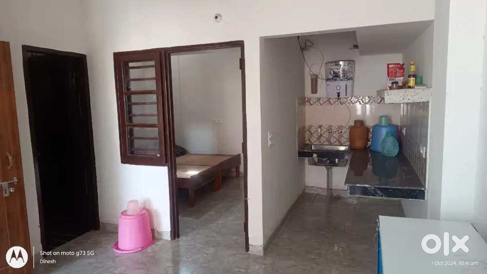 1bhk flat in house