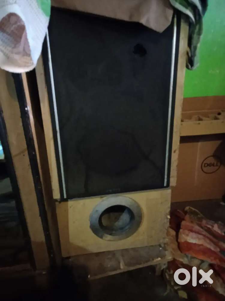Sell my Wooden box and amplifier