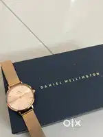 Daniel Wellington Petite Unitone 28mm Rose Gold Original, Gently Used