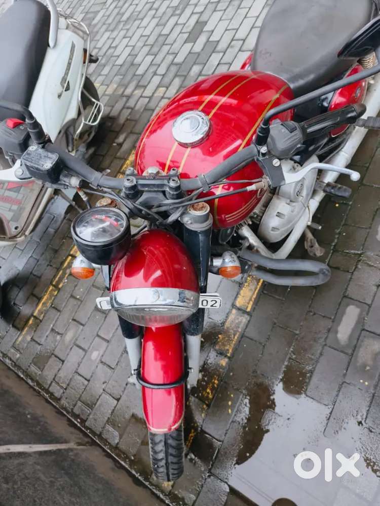 jawa well maintained bike.