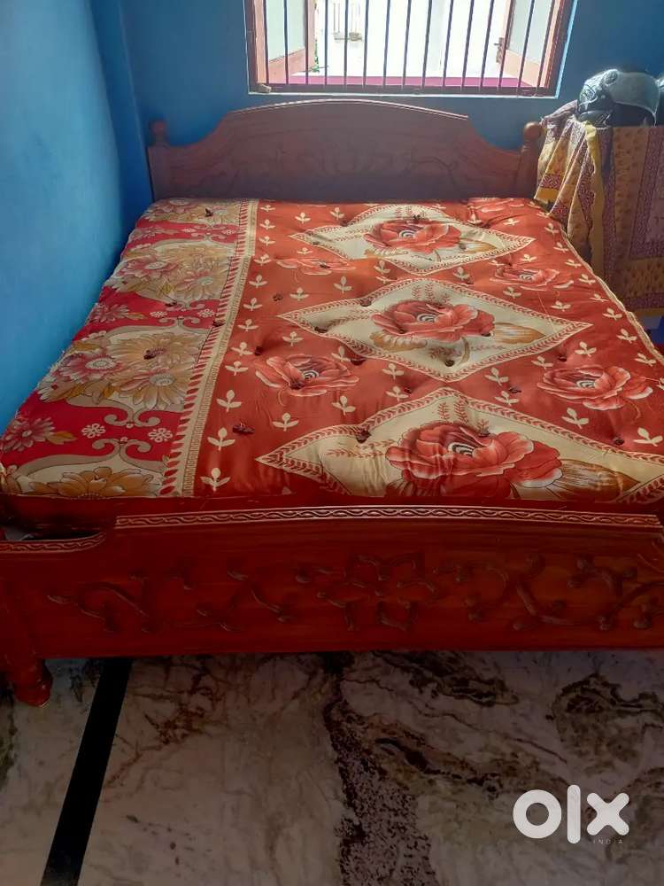 Double bed in with cotton mattress