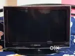 Excellent condition samsung LCD TV