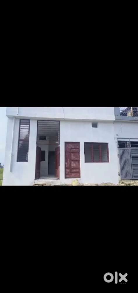 45 gaj 2 room house for sale anna hajare chowk road se only 20 mitar