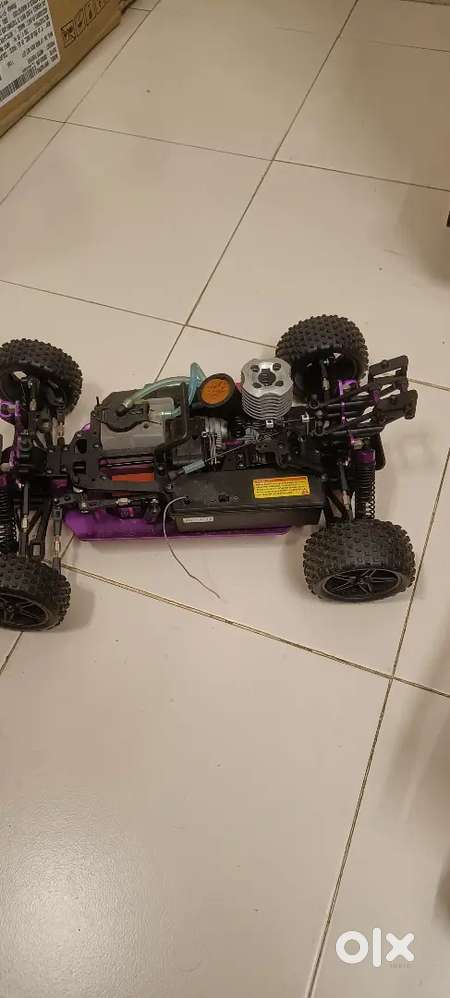 Yamaha guitar amplifier THR10X  And Nitro Racing Car