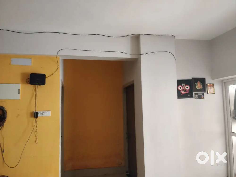 1 /2 Flatmates required for our 3BHK (one room is vacant there from 3)