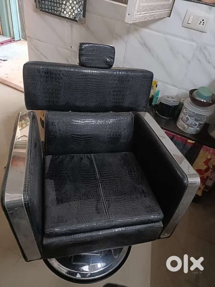 Bueaty parlour new chair