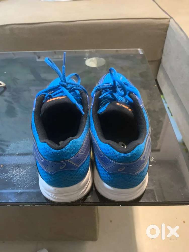 Asics aur coloumbus ke shoes urgent dena hait