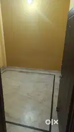 Two room set available for rent in mohan enclave colony first floor