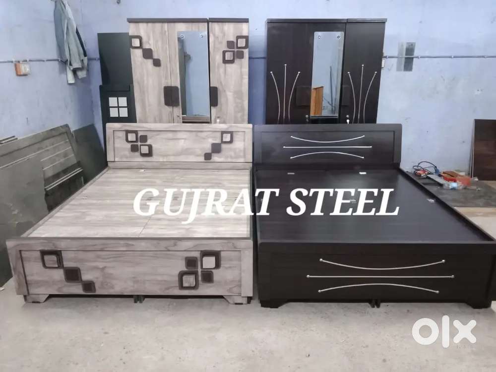 3door wardrobe with double bed 6by5