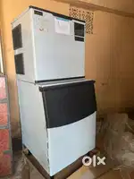 Ice cube making macine 500kg per day 5 month  old