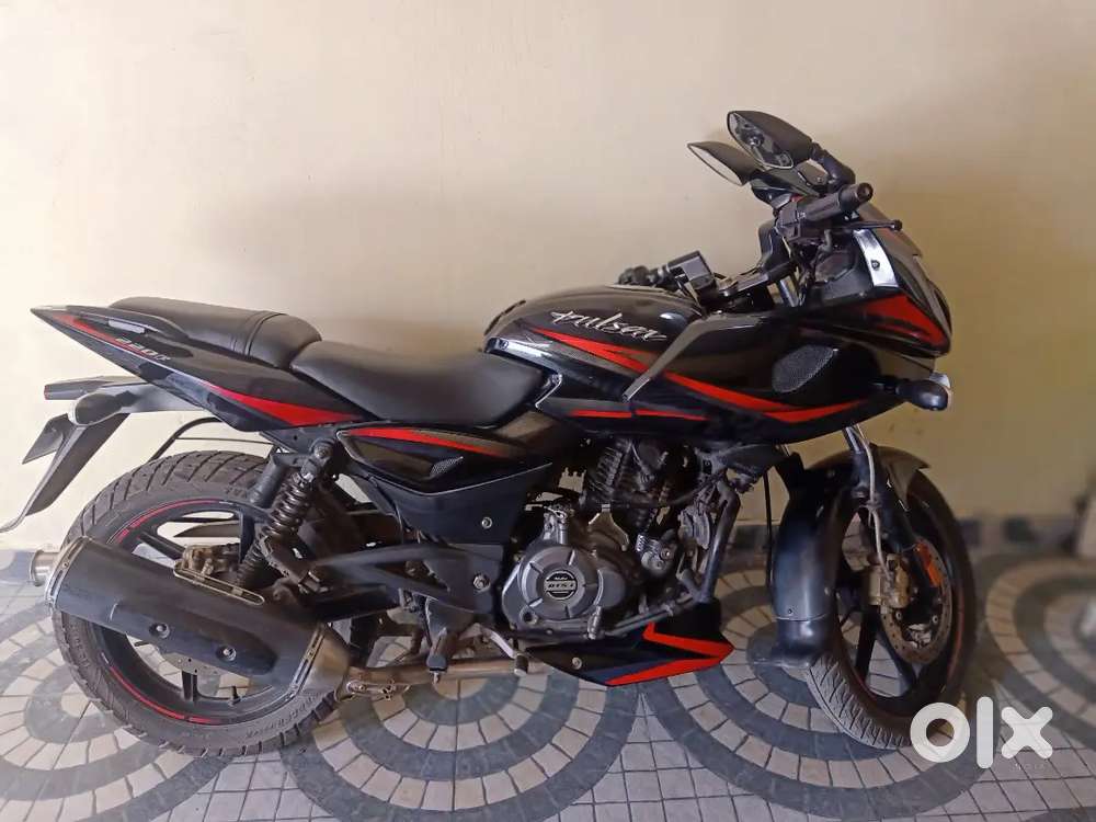 New scratchless condition pulser 220 f