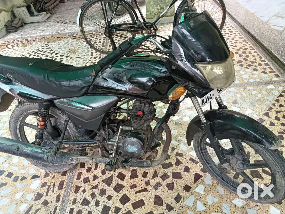 Bike condition good h gadi ka mileage 70 ka h gadi me koi bhi