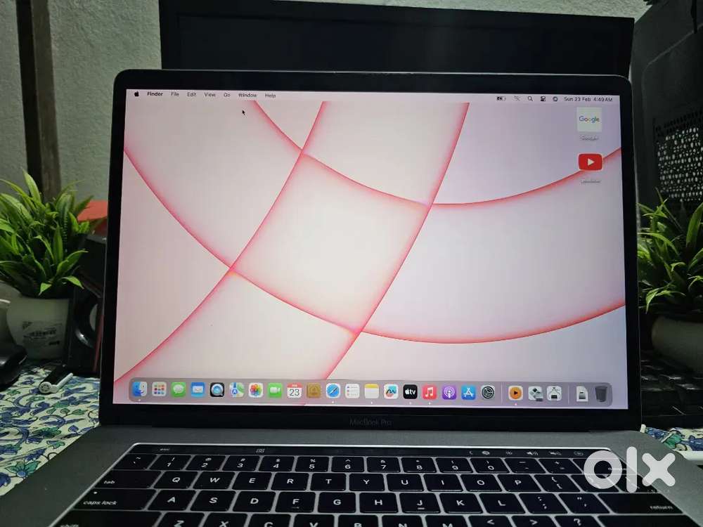 Macbook pro 2019 16 256