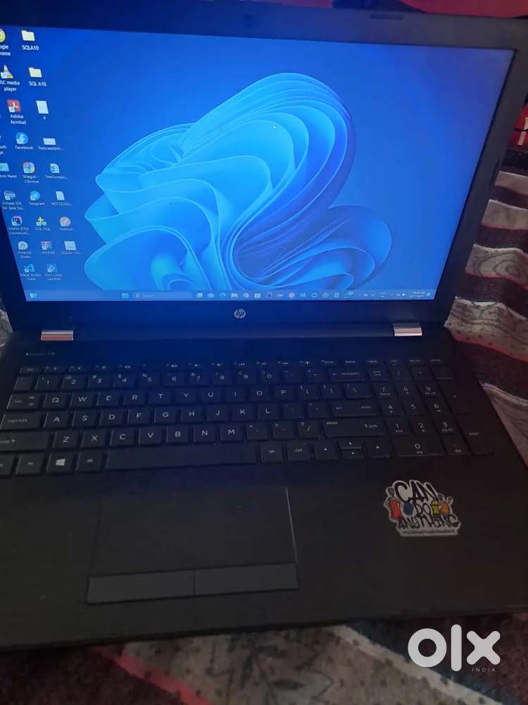 Laptop i5 8 gb ram 1tb hard disk external ssd