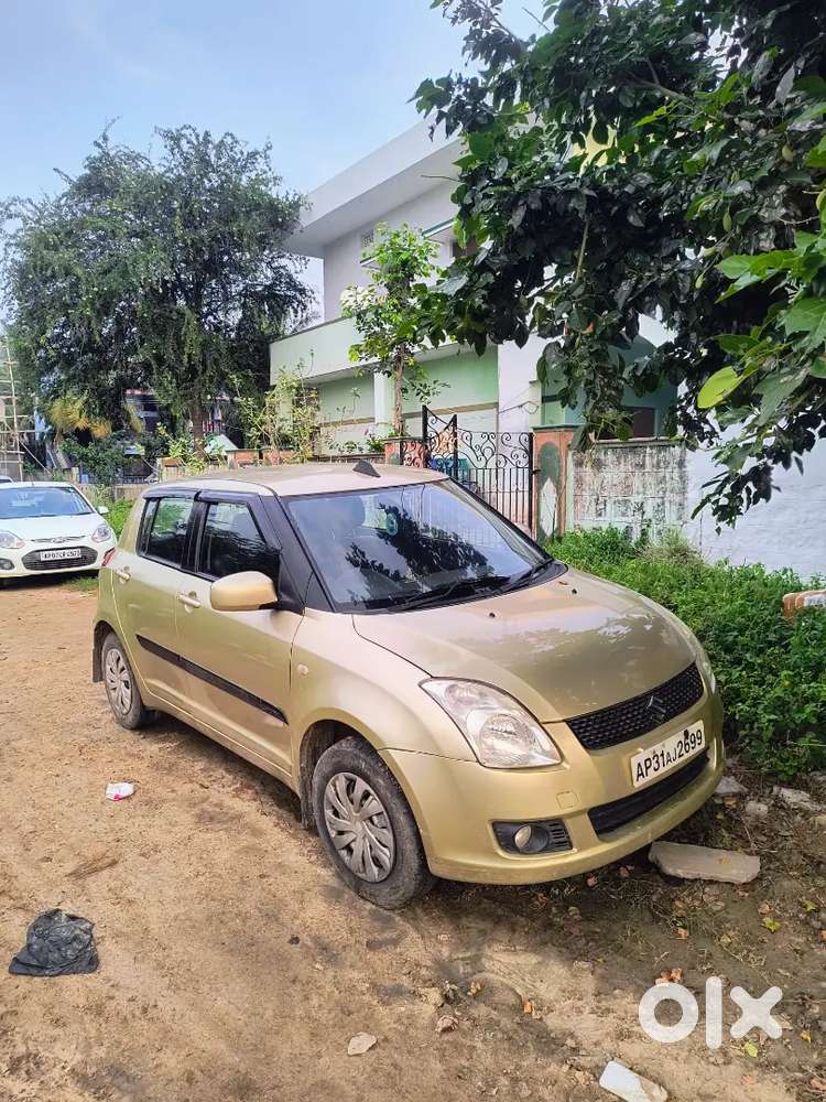 Maruti Suzuki Swift 2005 Petrol 100000 Km Driven engine is in supper.