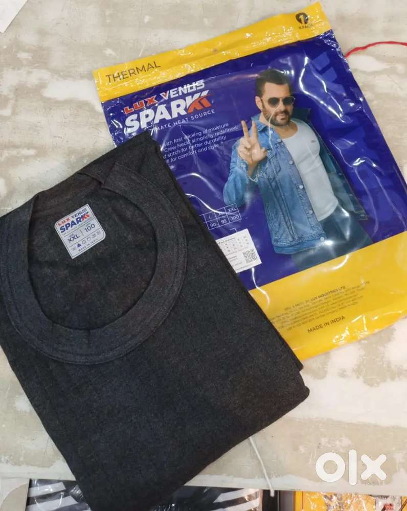 Grament Shop pe kaam krne k liye ladka chiye