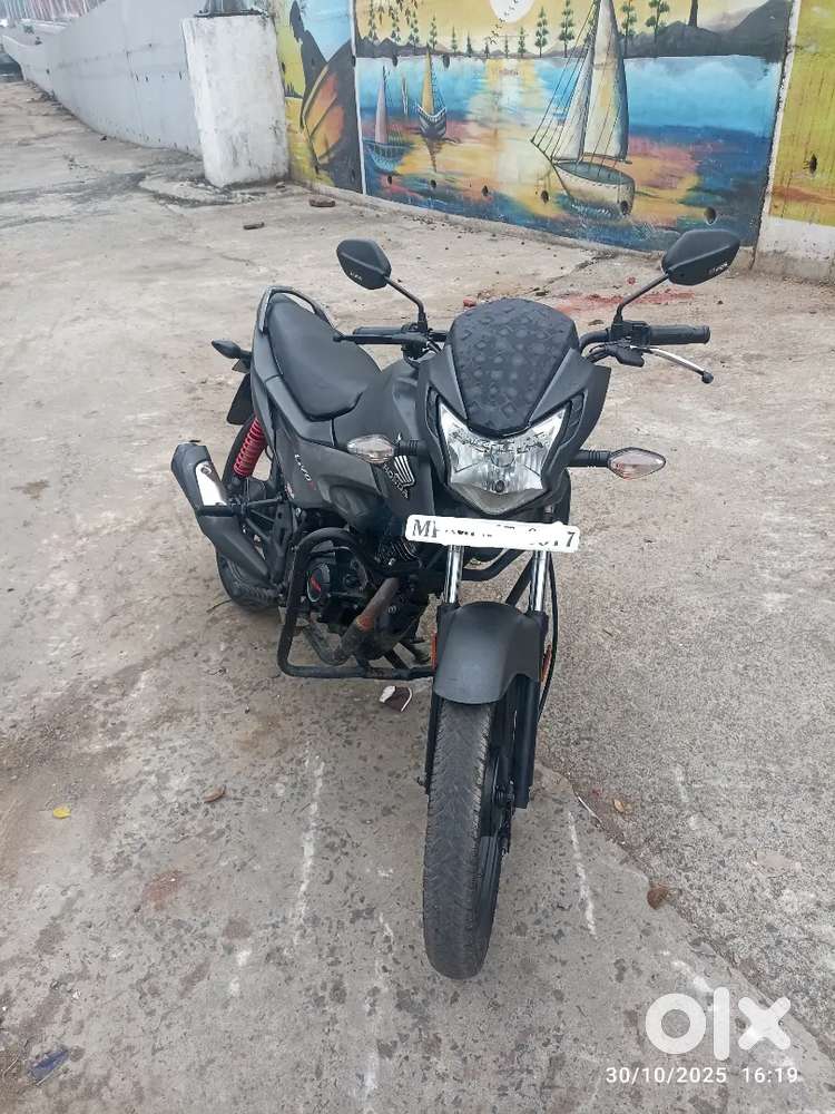 Honda levo 110 cc good condition singal hand