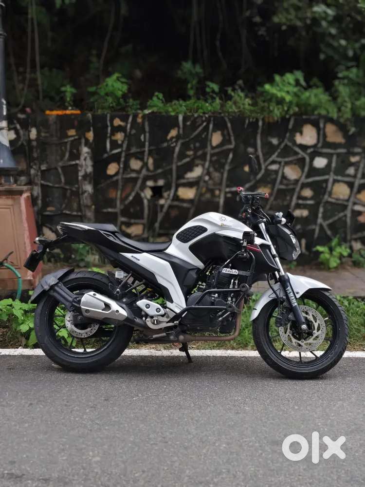 Fully serviced , first hand , maintained by biker