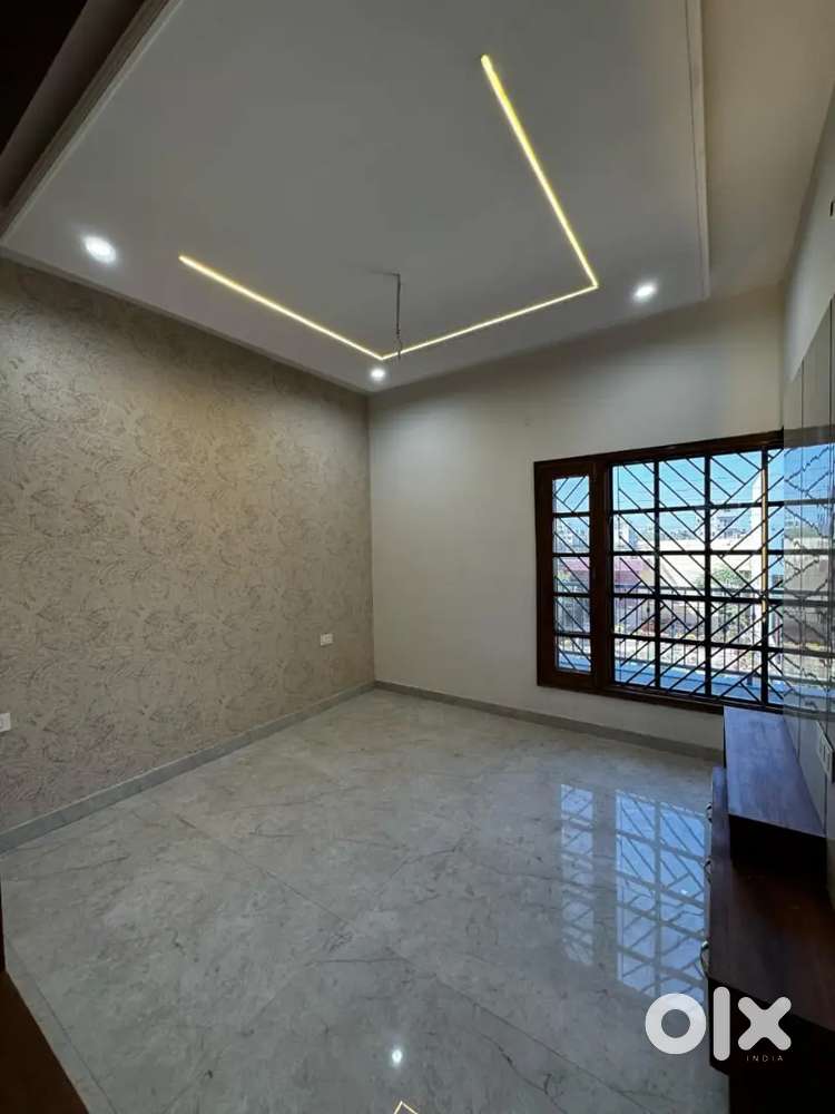 200Gaj 4BHK Kothi Near Jalvayu Tower Sec125 SunnyEnclave Kharar Mohali