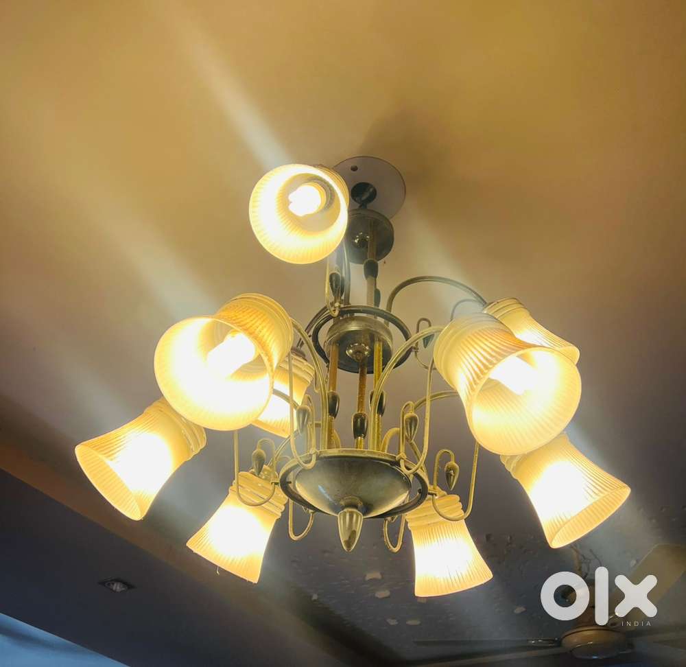 ANTIQUE BRASS CHANDELIER (JHOOMAR)