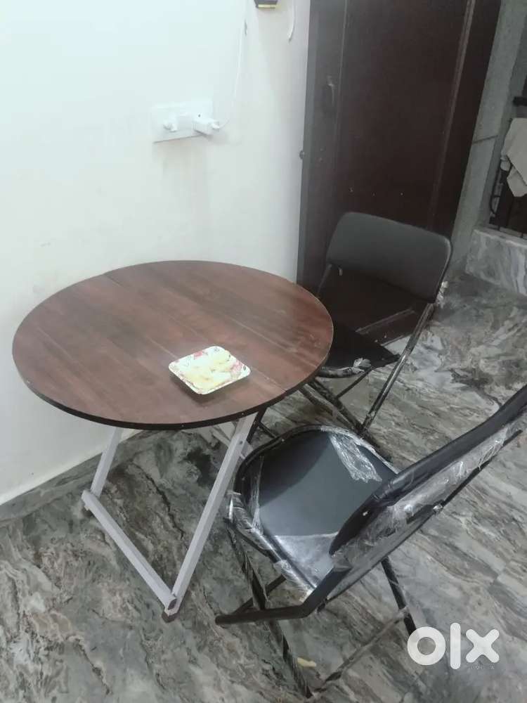 Table and Chairs for sale only 3 months old