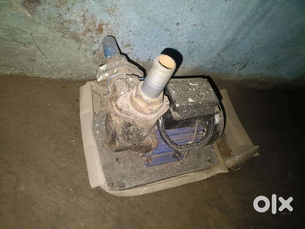 टूलू पम्प बेचना है नया खरीदा  है 0.5kb का है