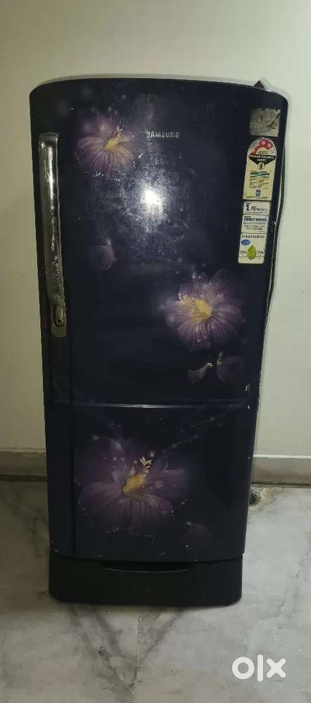 SAMSUNG FRIDGE (192 LITTER)