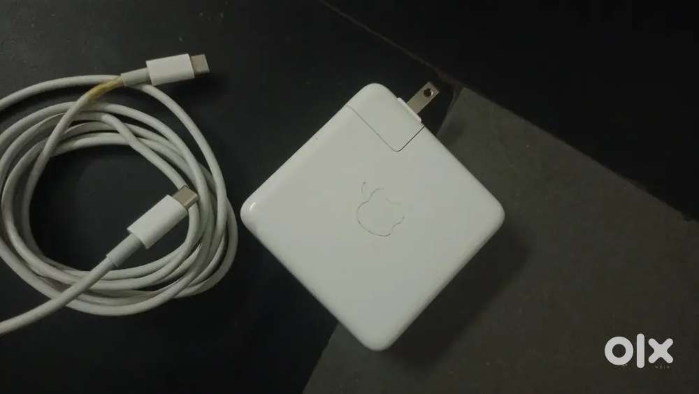 Apple 87 Watts USB-C Fast Charging Power Adapter
