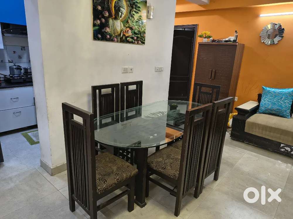 Six Seater Dining Set