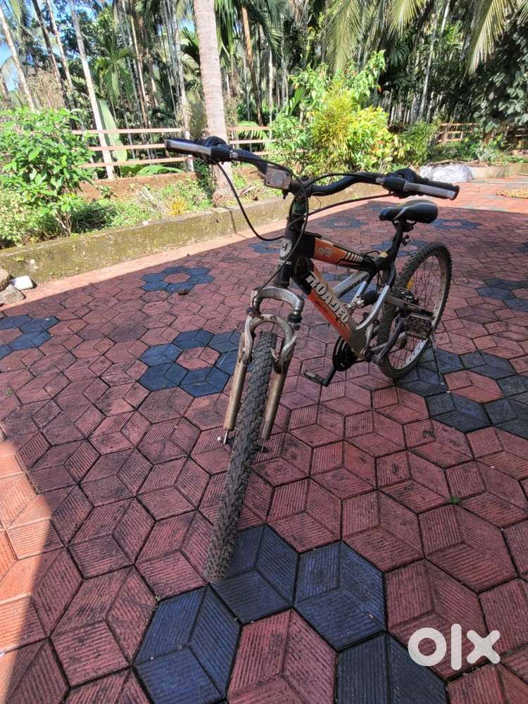 Hercules rodeo, very less used, good condition