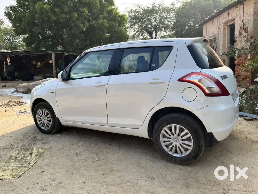 Maruti Suzuki Swift 2013 Diesel 97000 Km Driven