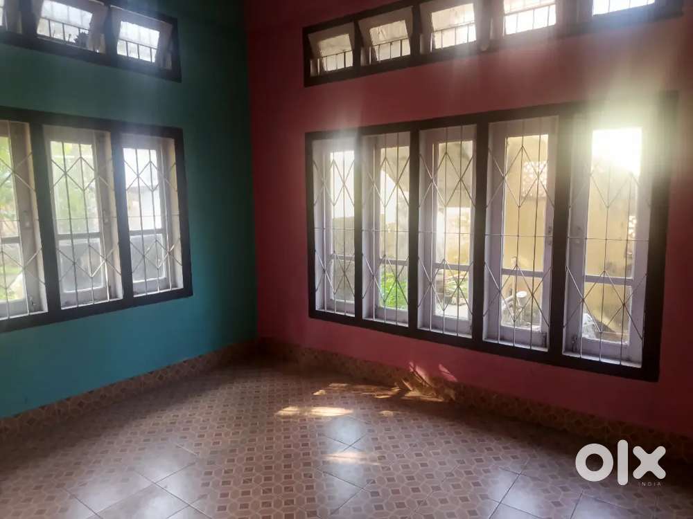 For small families, working professional, Sports & studying students