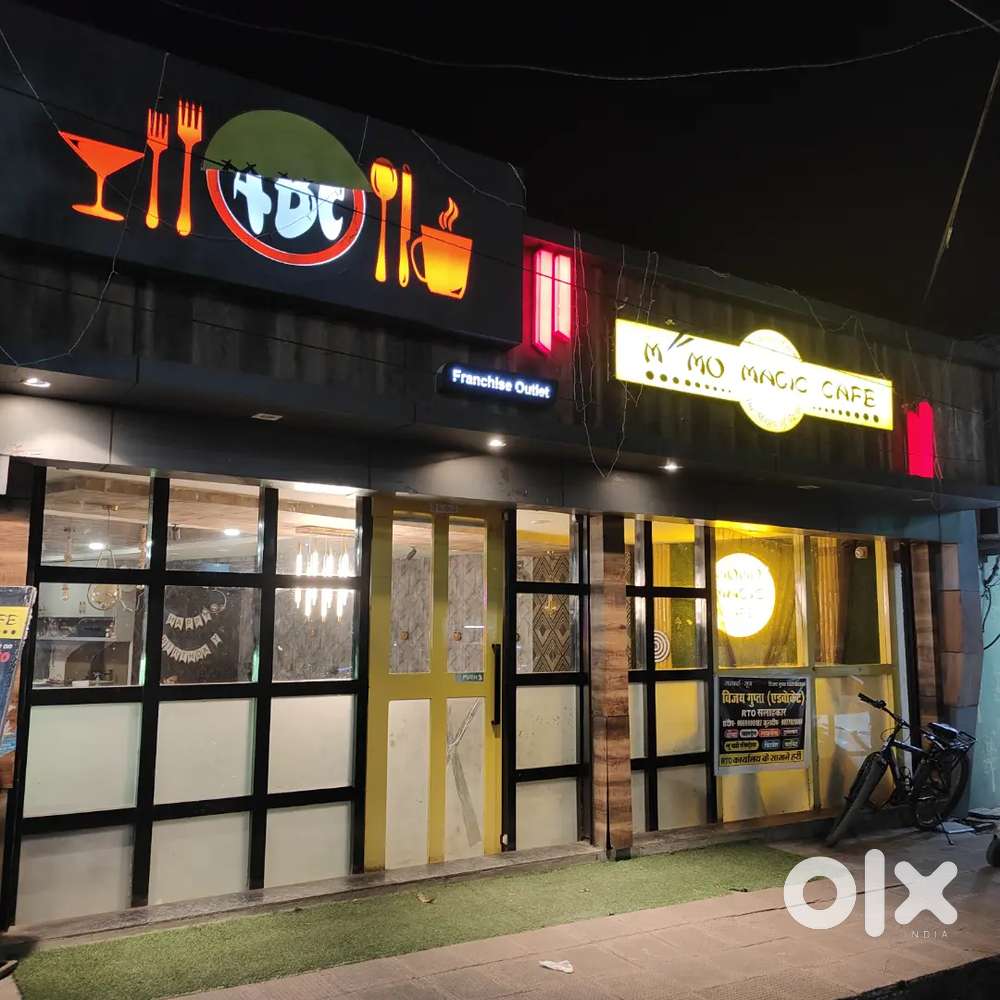 Cafe restaurant full setup