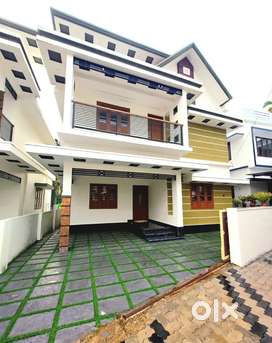 READY TO OCCUPY 3BED ROOMS ATTACHED HOUSE FOR SALE