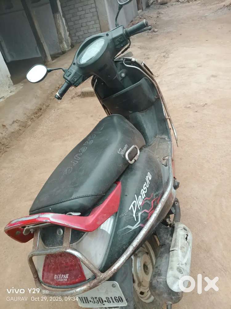 New tyre, self start, seat is ok, all conditions are good, look is old