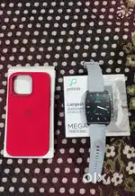 iPhone 14 pro magsafe case and pebble smartwatch
