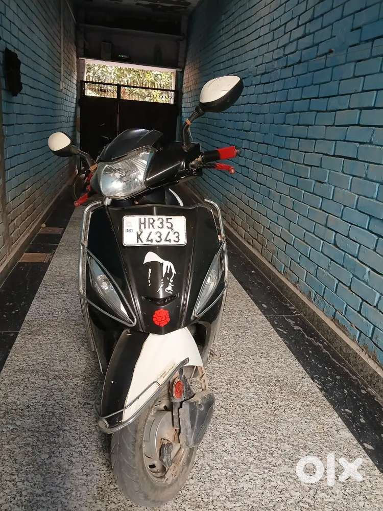 Good condition like 80% tyre new battery new switches new